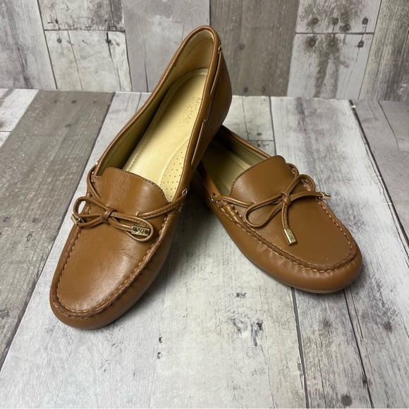 NWOT Michael Kors Leather Juliette Moccasin Loafers Size 7.5 - Picture 1 of 14